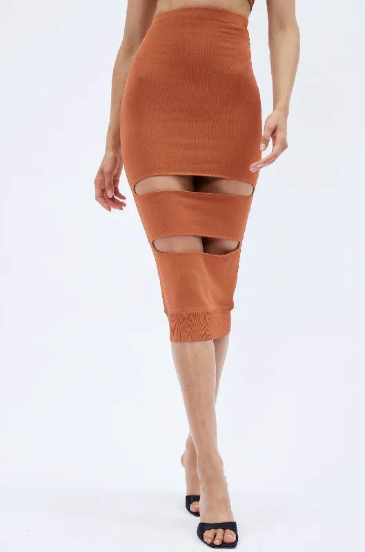 Knit Reddish Brown High Waist Midi Skirt with Cut Out